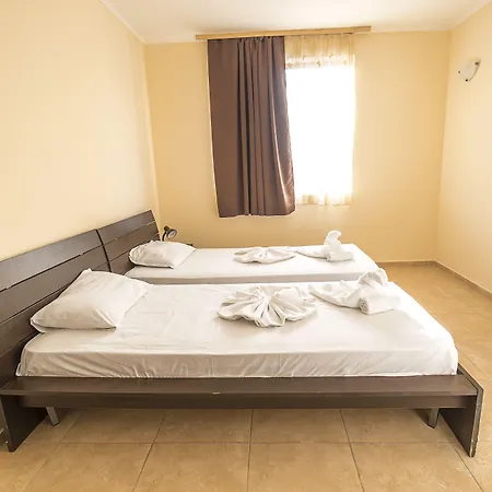 Private In Apollon Complex