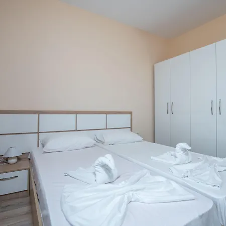Private In Apollon Complex Apartment Ravda